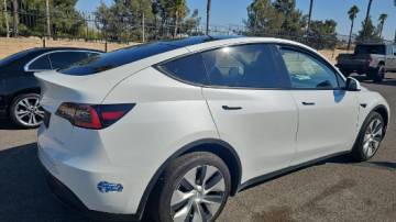 2021 Tesla Model Y 5YJYGDEE5MF062978