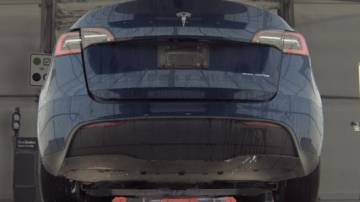 2020 Tesla Model Y 5YJYGDEE4LF048603