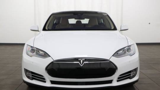 2016 Tesla Model S 5YJSA1E2XGF129820