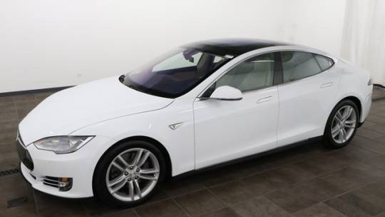 2016 Tesla Model S 5YJSA1E2XGF129820