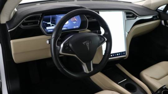 2016 Tesla Model S 5YJSA1E2XGF129820