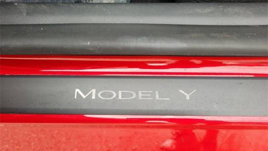 2021 Tesla Model Y 5YJYGDEE7MF197976