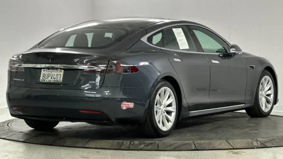 2017 Tesla Model S 5YJSA1E27HF213742