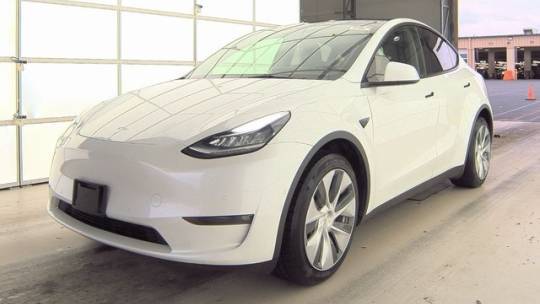 2021 Tesla Model Y 5YJYGDEE0MF214309