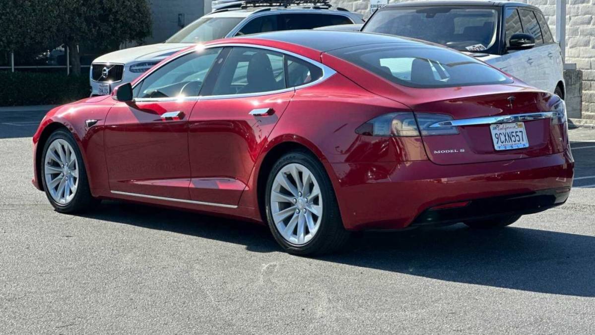 2017 Tesla Model S 5YJSA1E13HF199720