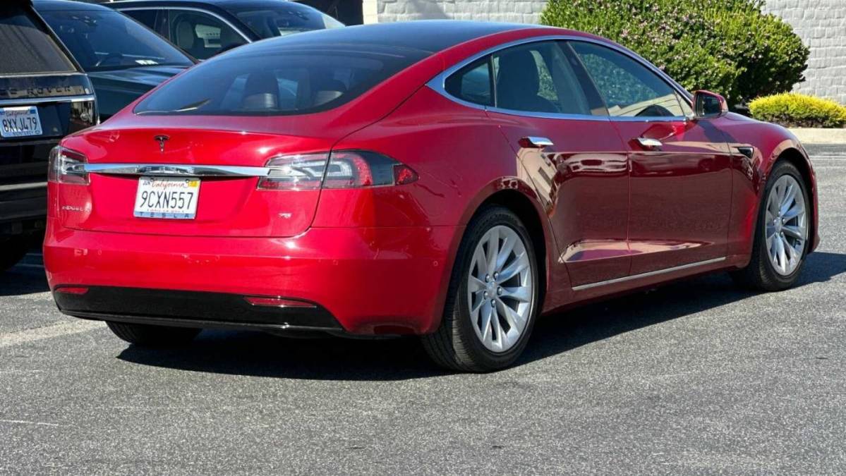 2017 Tesla Model S 5YJSA1E13HF199720