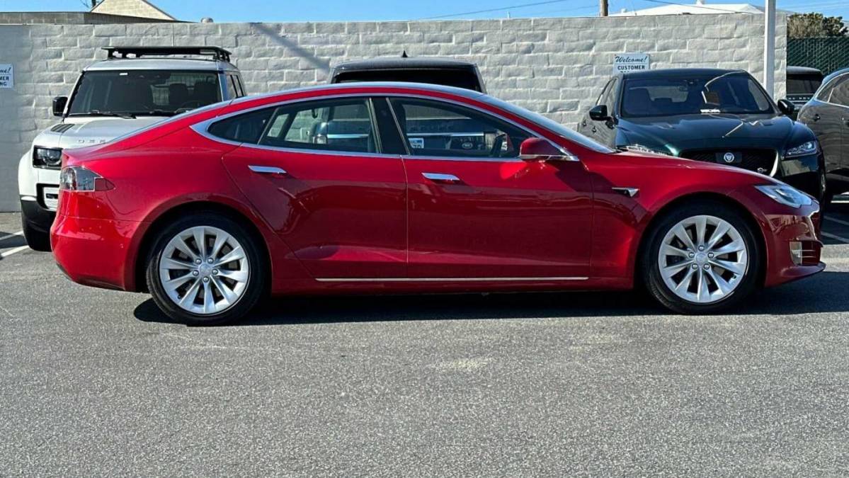 2017 Tesla Model S 5YJSA1E13HF199720