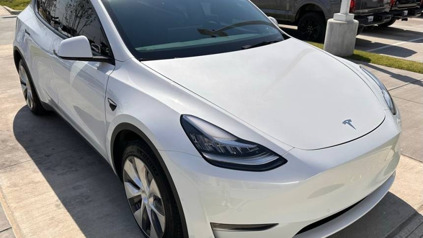 2021 Tesla Model Y 5YJYGDEE3MF275301