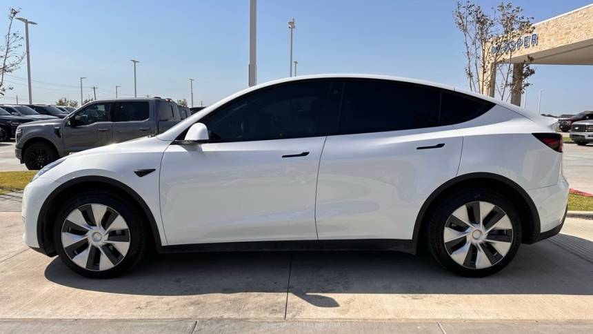 2021 Tesla Model Y 5YJYGDEE3MF275301