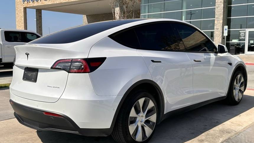 2021 Tesla Model Y 5YJYGDEE3MF275301