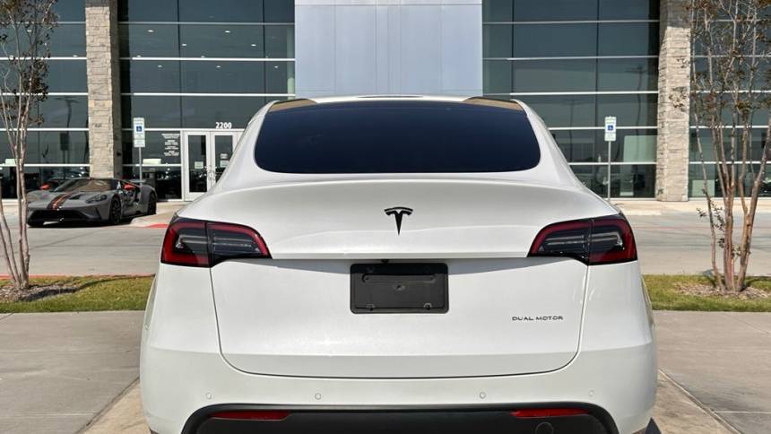 2021 Tesla Model Y 5YJYGDEE3MF275301