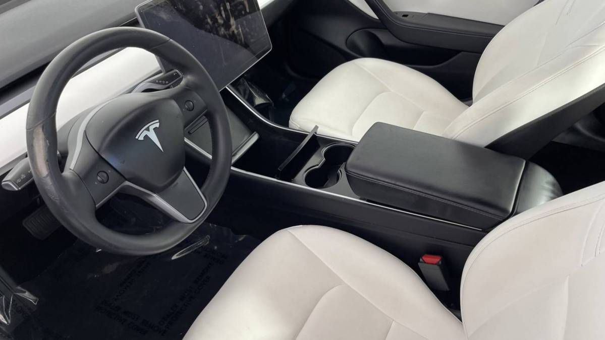 2019 Tesla Model 3 5YJ3E1EA2KF509064