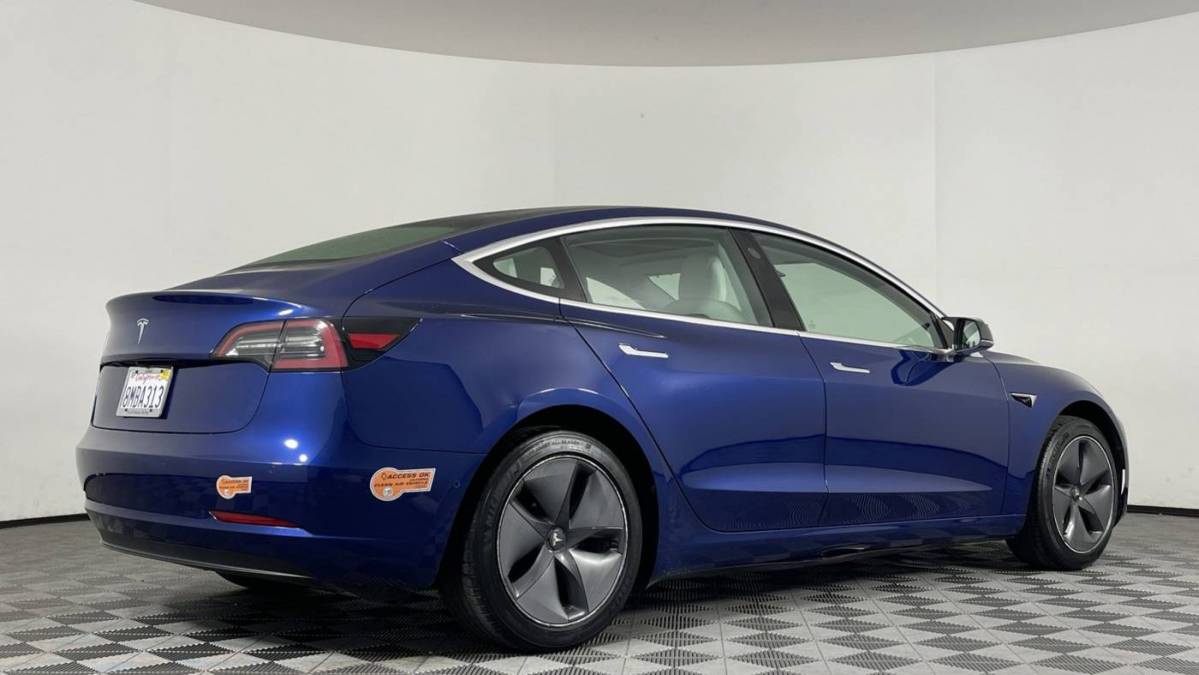 2019 Tesla Model 3 5YJ3E1EA2KF509064