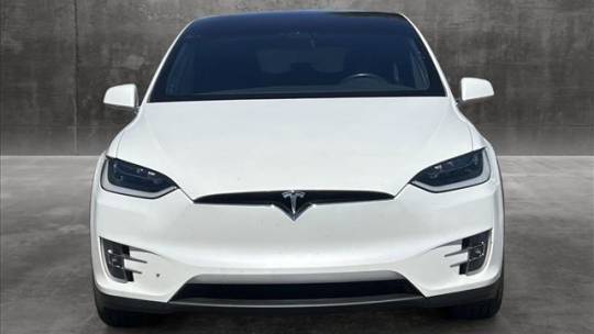 2018 Tesla Model X 5YJXCDE28JF103564