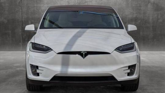 2018 Tesla Model X 5YJXCDE21JF113594