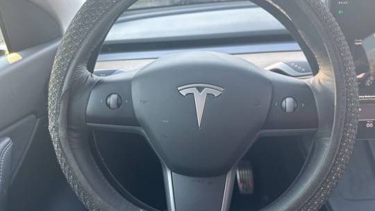 2021 Tesla Model Y 5YJYGAEEXMF112577