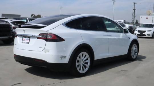 2016 Tesla Model X 5YJXCAE28GF017856