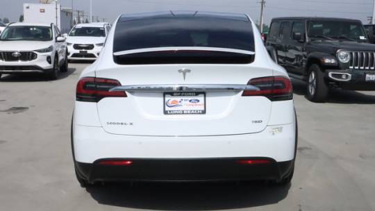 2016 Tesla Model X 5YJXCAE28GF017856