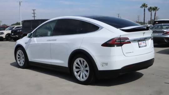 2016 Tesla Model X 5YJXCAE28GF017856