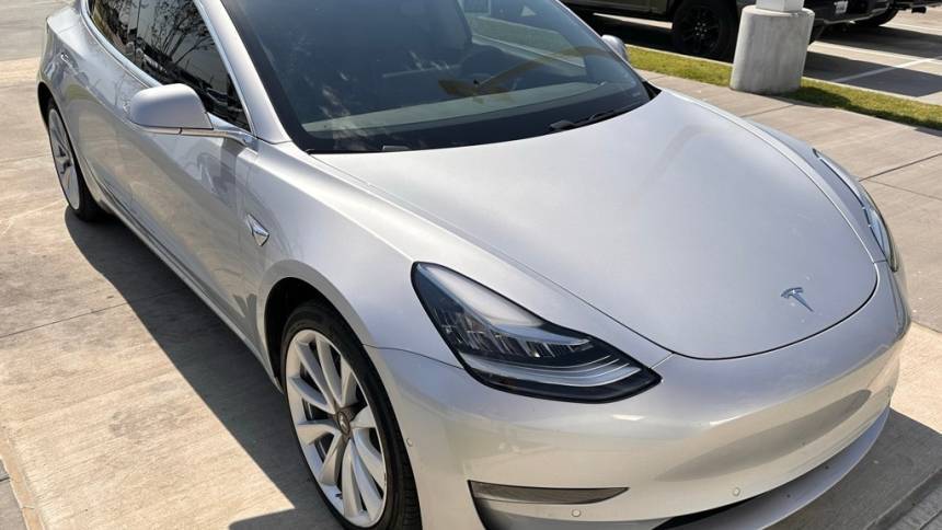 2018 Tesla Model 3 5YJ3E1EA1JF060832