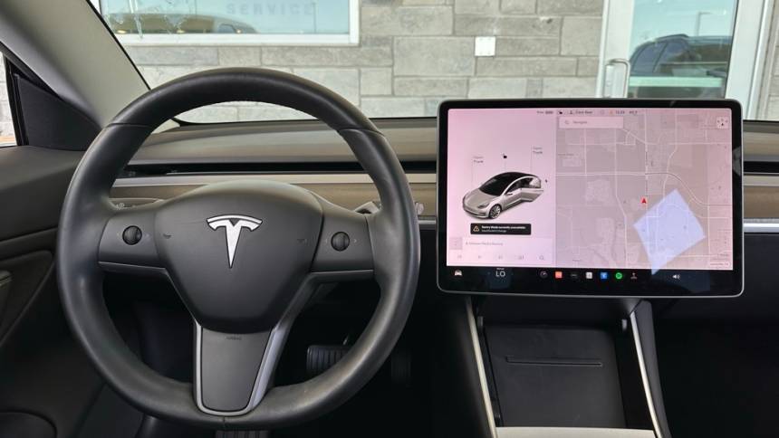 2018 Tesla Model 3 5YJ3E1EA1JF060832