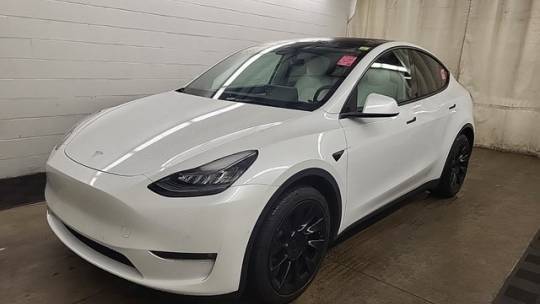 2021 Tesla Model Y 5YJYGDEE4MF205239