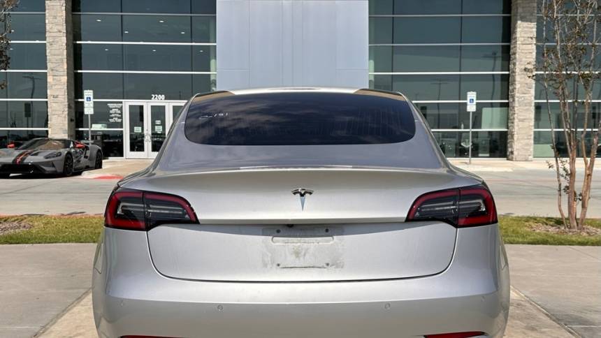 2018 Tesla Model 3 5YJ3E1EA1JF060832