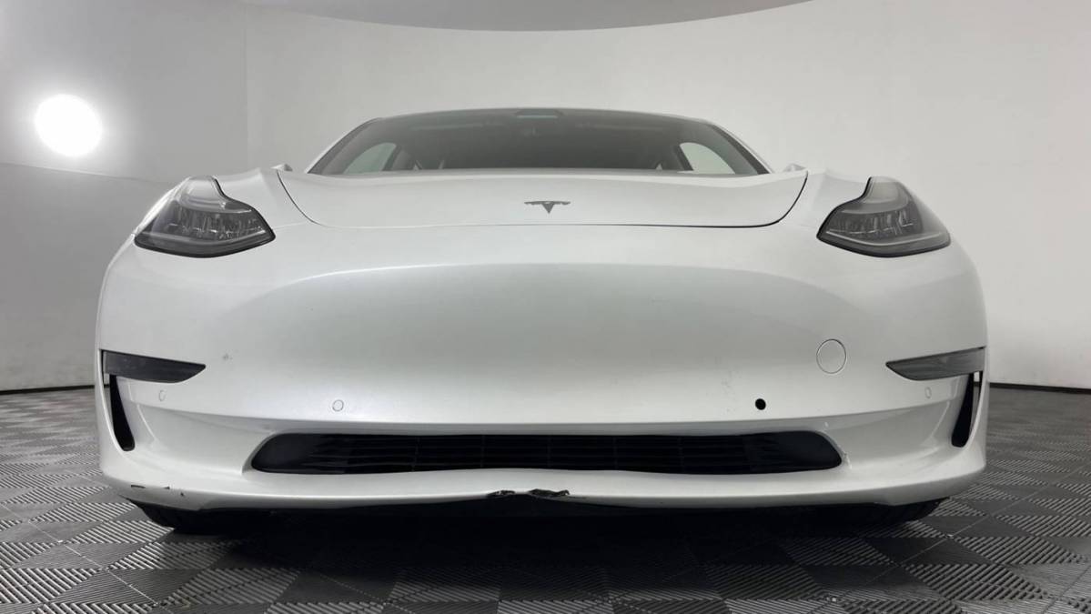 2020 Tesla Model 3 5YJ3E1EA8LF737748