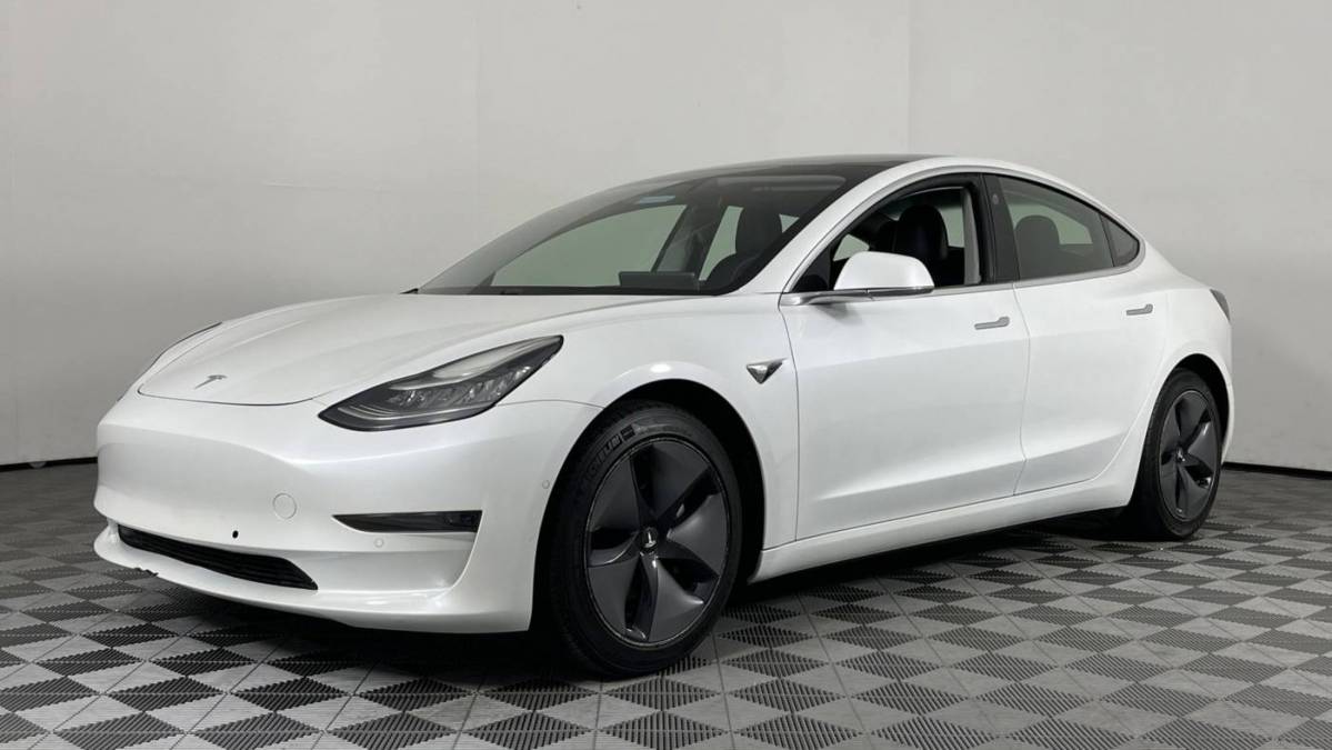 2020 Tesla Model 3 5YJ3E1EA8LF737748