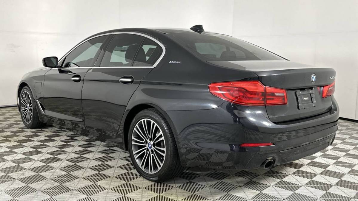 2018 BMW 5 Series WBAJB1C50JB084979