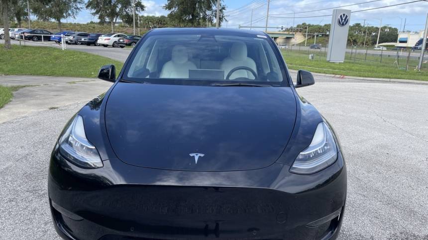 2021 Tesla Model Y 5YJYGDEE4MF224230