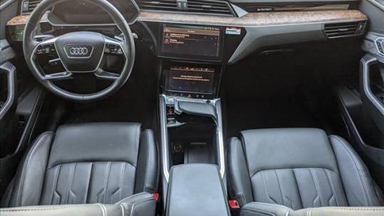 2019 Audi e-tron WA1VABGE2KB020588