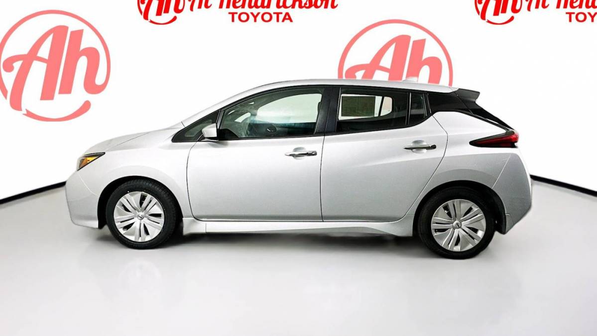 2022 Nissan LEAF 1N4AZ1BV7NC554995