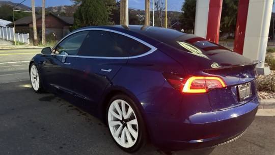 2019 Tesla Model 3 5YJ3E1EB7KF407297