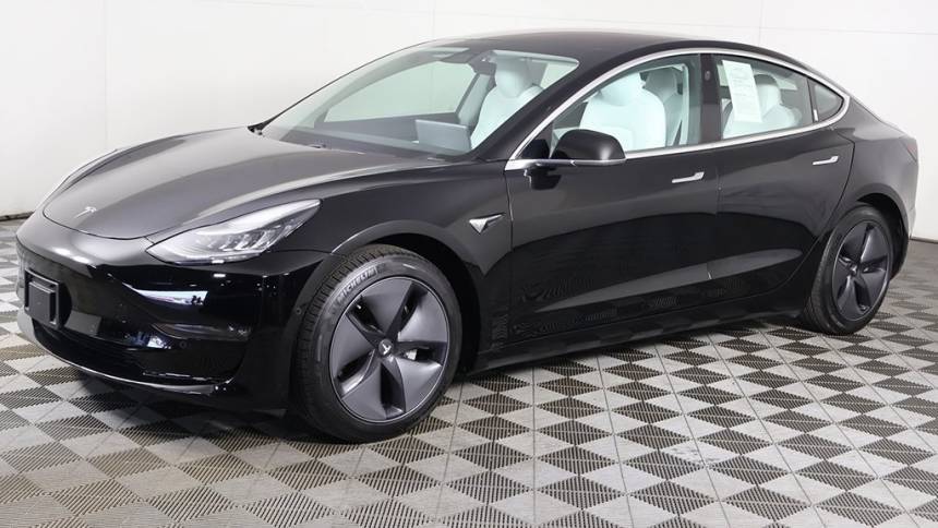 2018 Tesla Model 3 5YJ3E1EB9JF170651