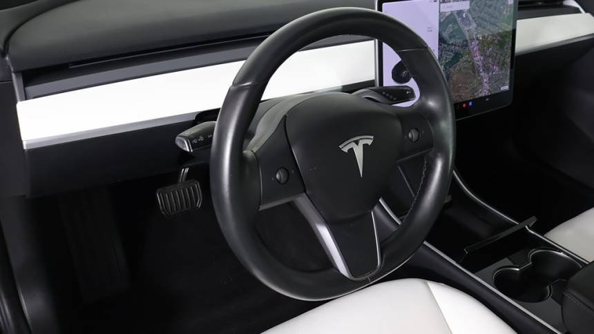 2018 Tesla Model 3 5YJ3E1EB9JF170651