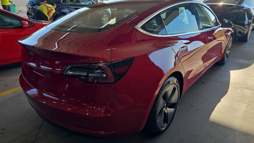 2018 Tesla Model 3 5YJ3E1EA2JF027600