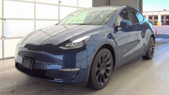 2021 Tesla Model Y 5YJYGDEE2MF199375