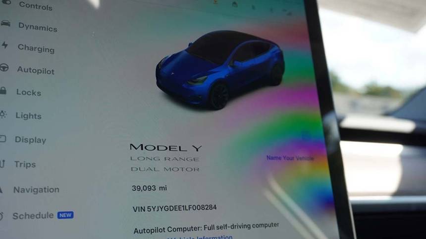 2020 Tesla Model Y 5YJYGDEE1LF008284