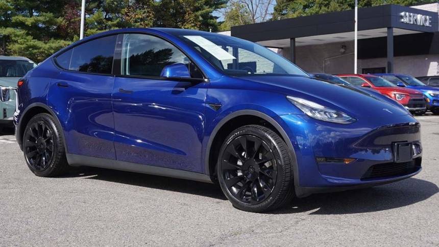 2020 Tesla Model Y 5YJYGDEE1LF008284