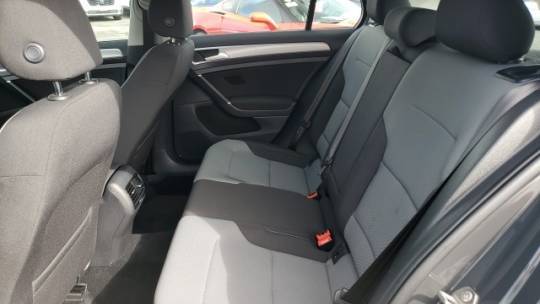 2016 Volkswagen e-Golf WVWKP7AU5GW911138