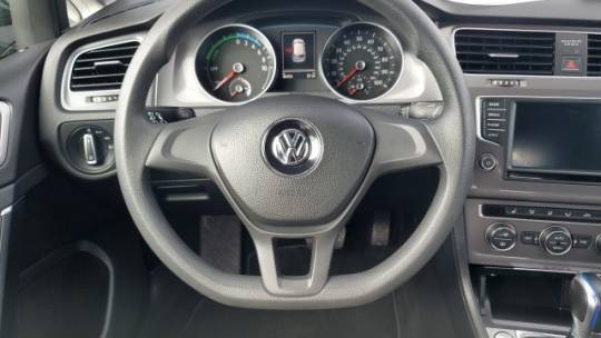 2016 Volkswagen e-Golf WVWKP7AU5GW911138