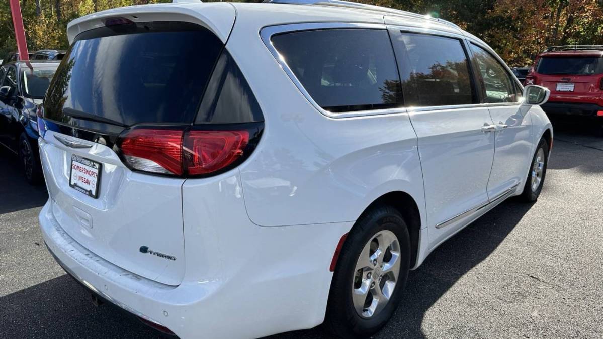 2018 Chrysler Pacifica Hybrid 2C4RC1L79JR178428