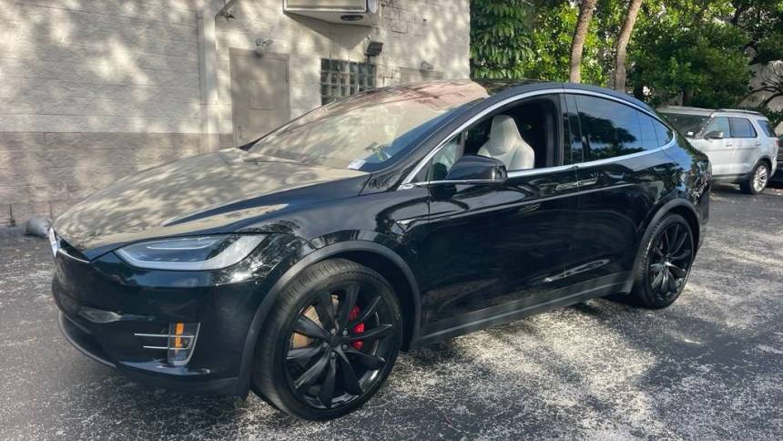 2018 Tesla Model X 5YJXCBE4XJF114541