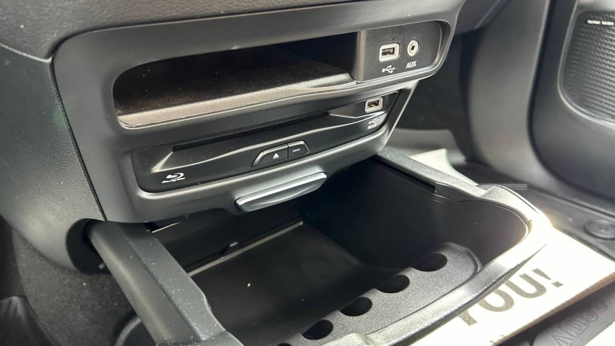 2018 Chrysler Pacifica Hybrid 2C4RC1L76JR262268