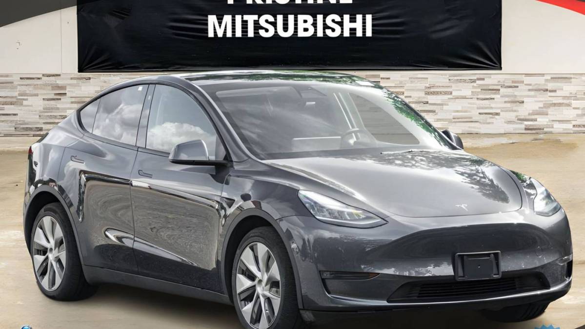 2020 Tesla Model Y 5YJYGDEE8LF031609