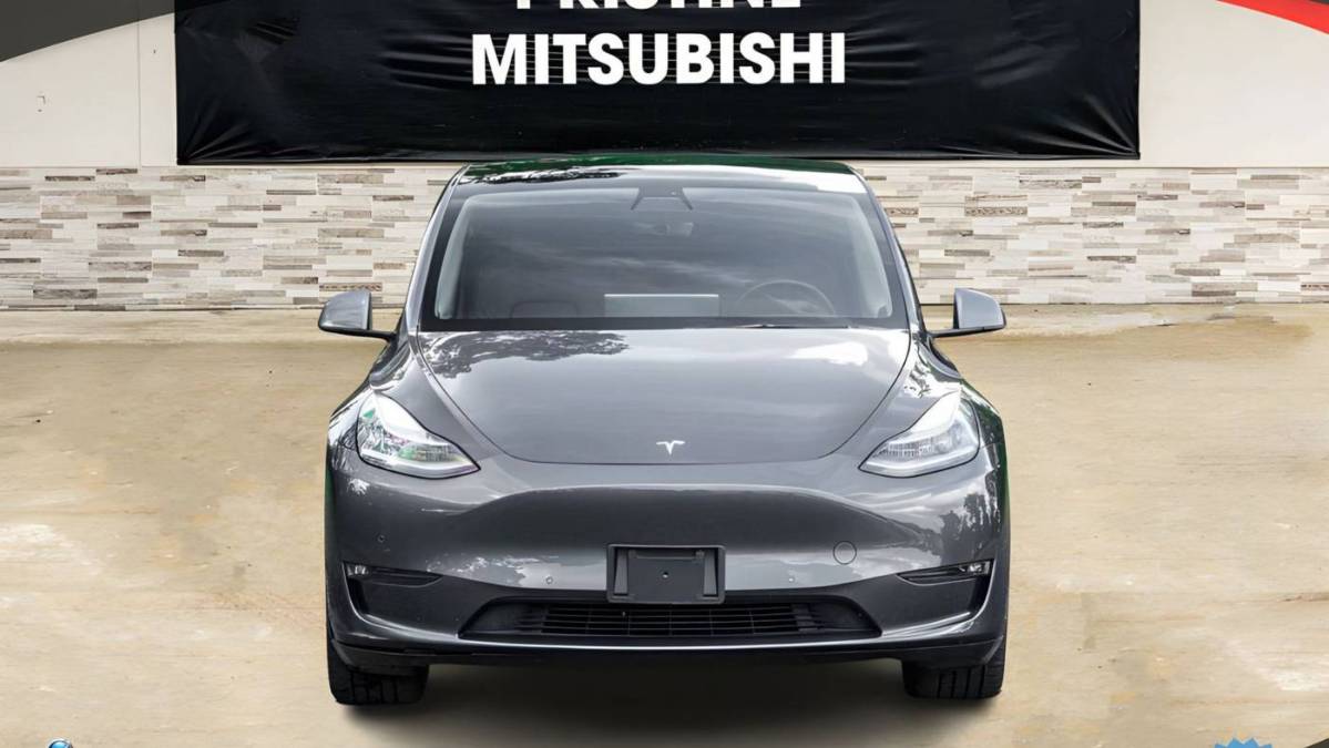 2020 Tesla Model Y 5YJYGDEE8LF031609