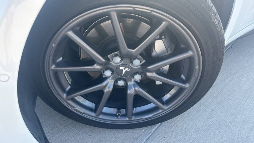 2019 Tesla Model 3 5YJ3E1EA6KF401515