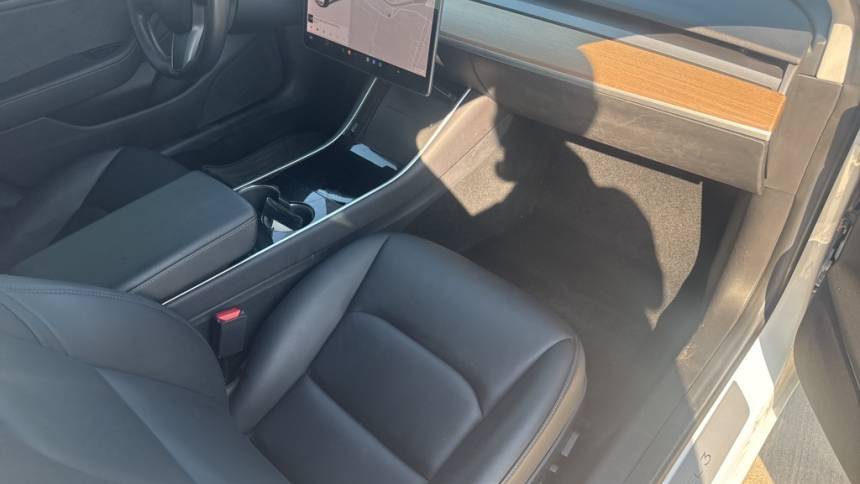 2019 Tesla Model 3 5YJ3E1EA6KF401515