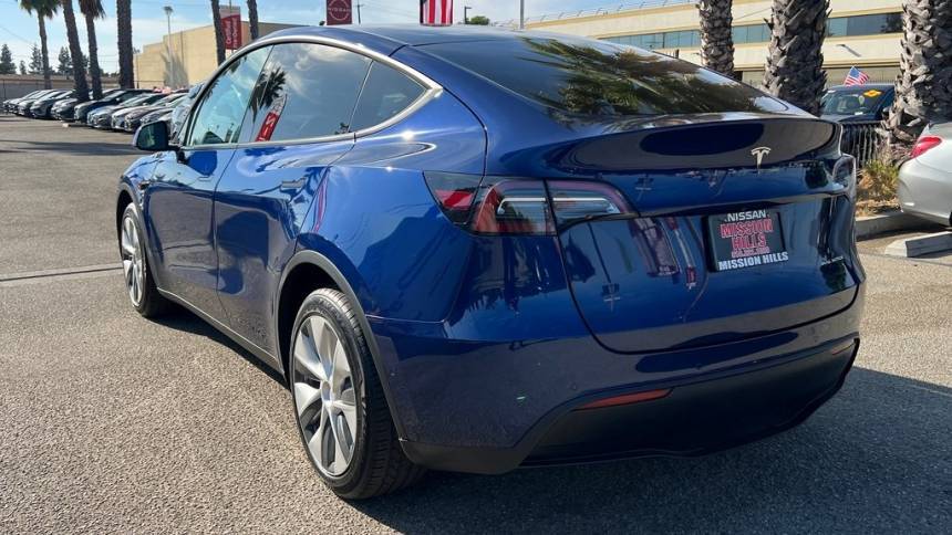 2021 Tesla Model Y 5YJYGDEEXMF241257